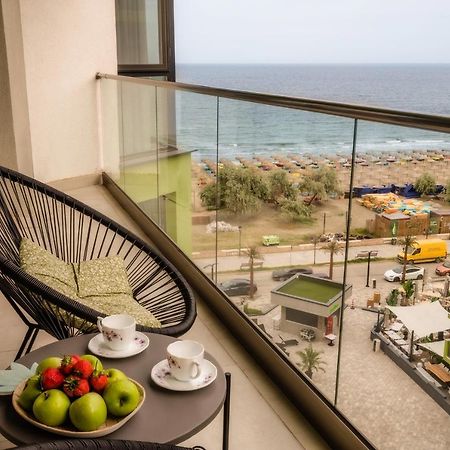 Ferienwohnung Apartament Andreas Alezzi Beach Năvodari Exterior foto